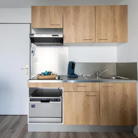 Apartamento L'éden Des * Clim * Terrasse * Wifi *port La Grande-Motte